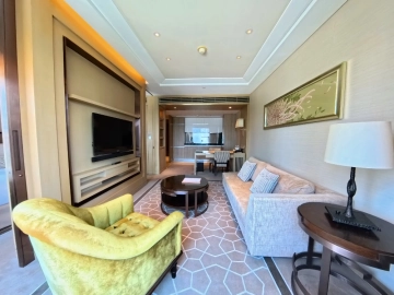 Standard 1-bdr Suite IFC Residence(2)
