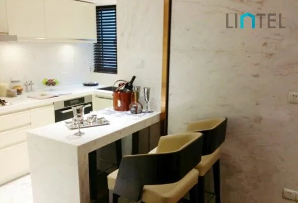 Standard 1-bdr Unit The 1st ACME City Apartment(2)