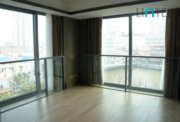 Standard 2+1 Suite OCT Suhe Creek Executive Mansion(4)