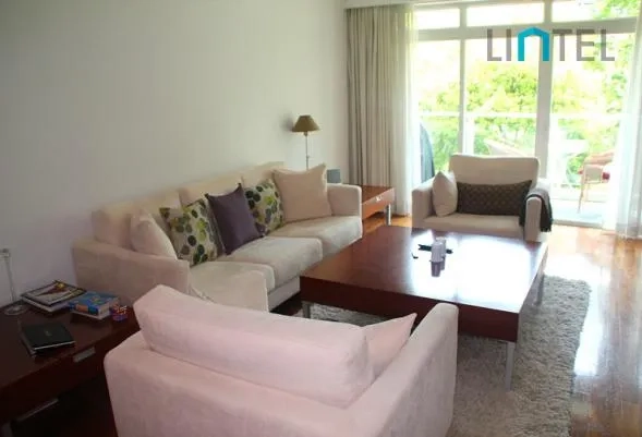 Standard 2+1 Unit Huating Court