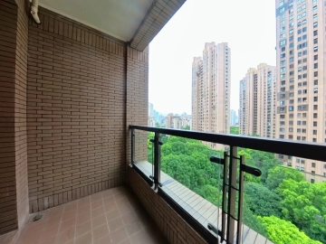 Standard 2+1 Unit Lanson Place Parkside Serviced Suites(2)