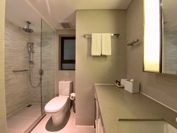 Standard 2+1 Unit Lanson Place Parkside Serviced Suites(9)