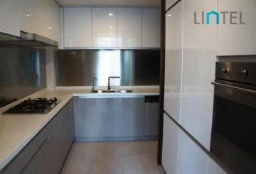 Standard 2+1 bdr Unit Financial Street The Palace(2)