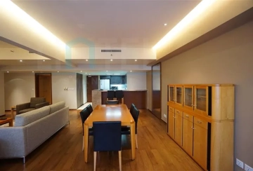 Standard 2-Bdr C Unit Shanghai Center(4)
