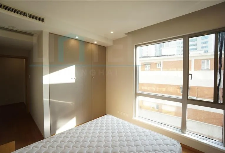 Standard 2-bdr B Unit Nanyang Seasons Court(13)