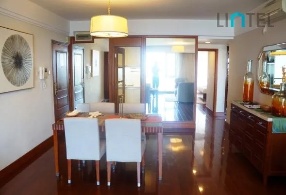 Standard 2-bdr Circle Apt Park View(3)