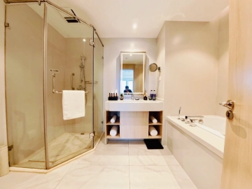 Standard 2-bdr Deluxe Sincere Residence(6)