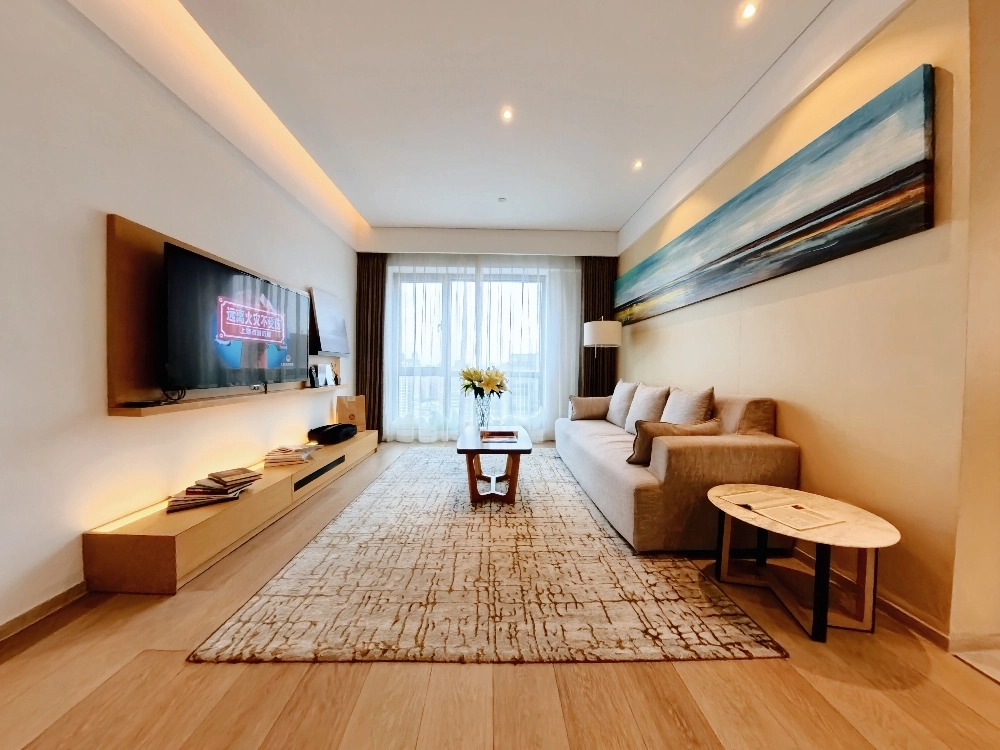 Standard 2-bdr Deluxe Sincere Residence