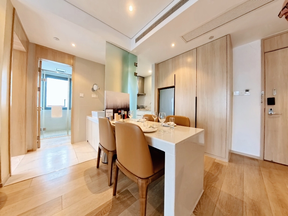 Standard 2-bdr Deluxe Sincere Residence(3)