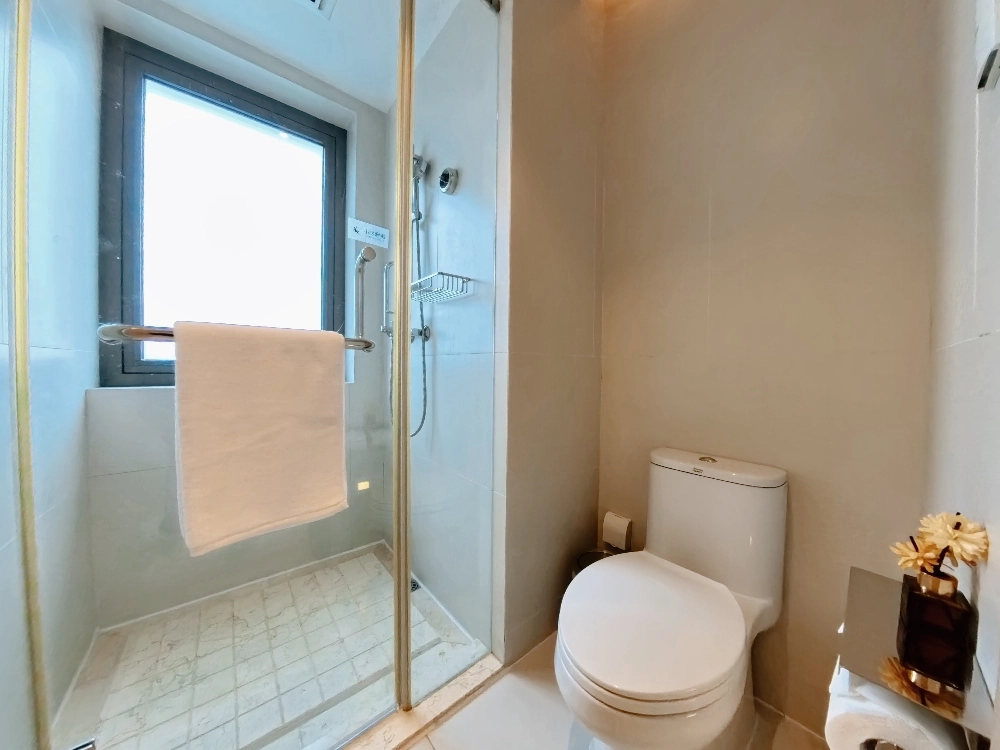 Standard 2-bdr Deluxe Sincere Residence(10)