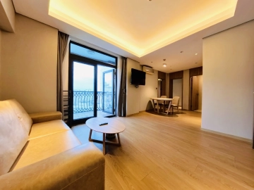 Standard 2-bdr Dulexe The Mansion 888