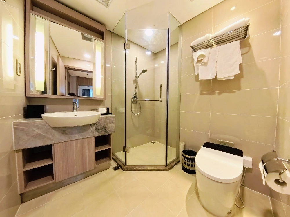 Standard 2-bdr Dulexe The Mansion 888(9)