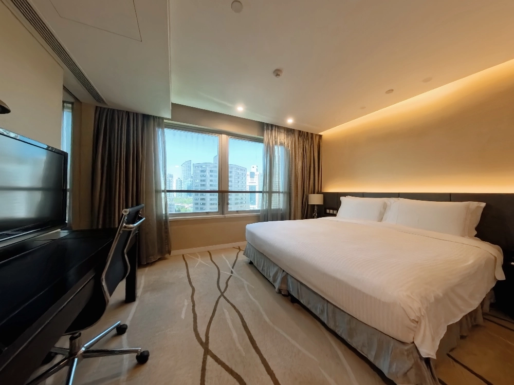 Standard 2-bdr Executive Ascott Huaihai Road(7)