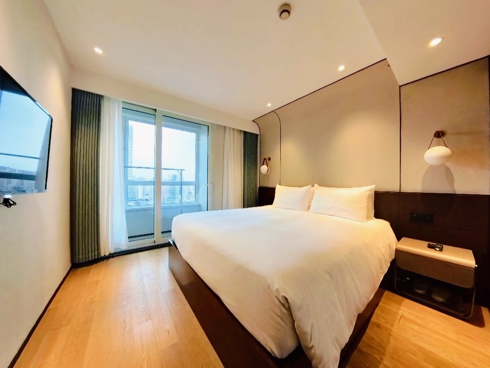 Standard 2-bdr Premium The Carossa Shanghai(9)