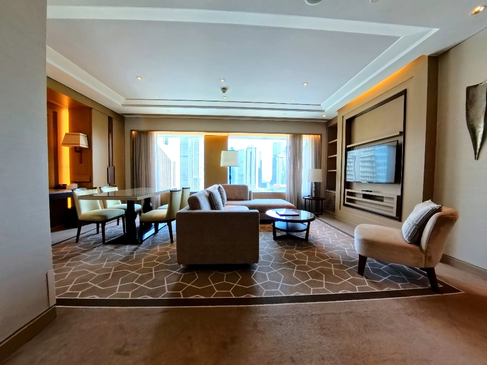 Standard 2-bdr Suite IFC Residence(3)