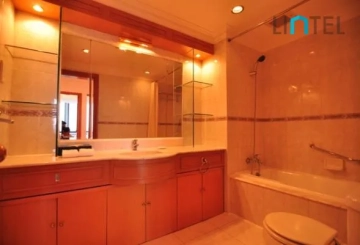 Standard 2-bdr Unit East Asia Apartment(7)