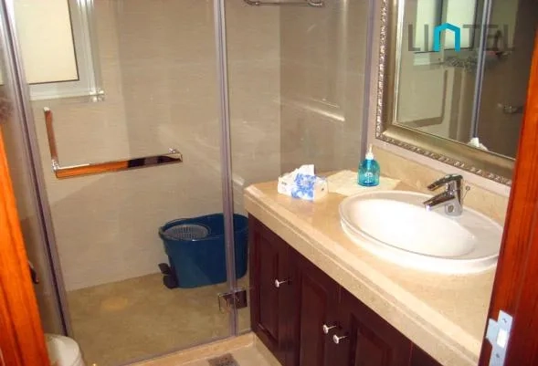 Standard 2-bdr Unit Grand Jewel Apartment(6)
