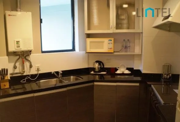 Standard 2-bdr Unit Huntington Terrace(5)