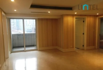 Standard 2-bdr Unit in Phase 2 City Castle(2)