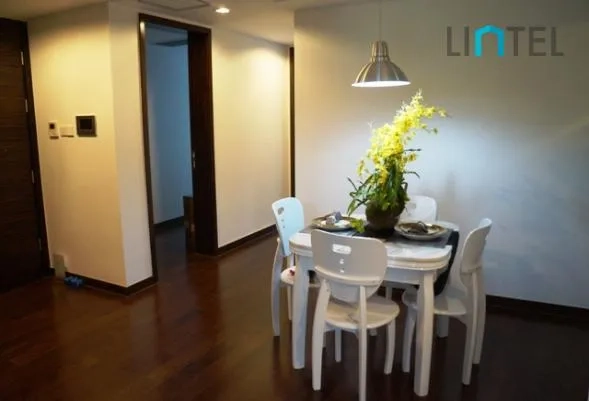 Standard 2-bdr Unit in Phase 3 Eight Park Avenue(2)