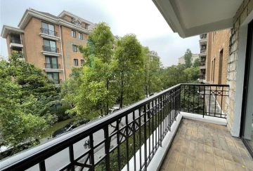 Standard 3+1 Unit Windsor Court(2)