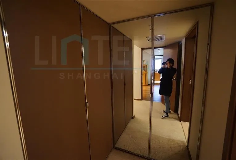 Standard 3-Bdr A Unit Shanghai Center(8)