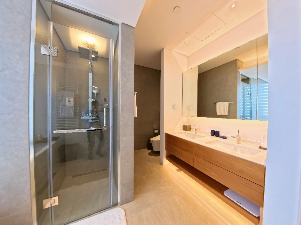 Standard 3-Bdr Unit Eacqua Residence New Bund(13)