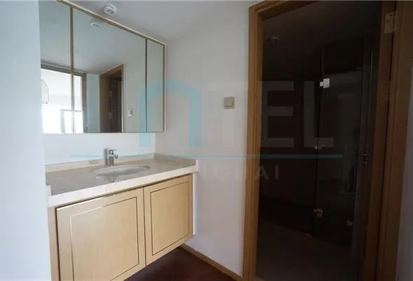 Standard 3-Bdr Unit Hestia International Service Apartments(8)