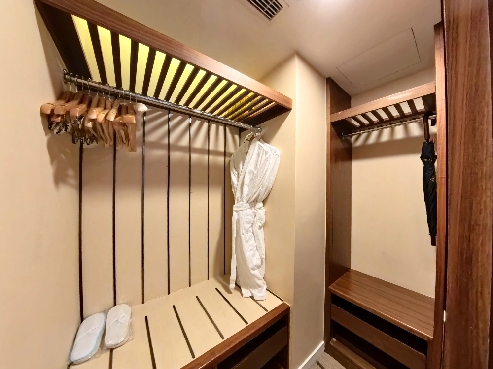Standard 3-bdr Premium Ascott Huaihai Road(9)