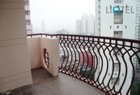 Standard 3-bdr Suite Ascott Somerset Xuhui(4)