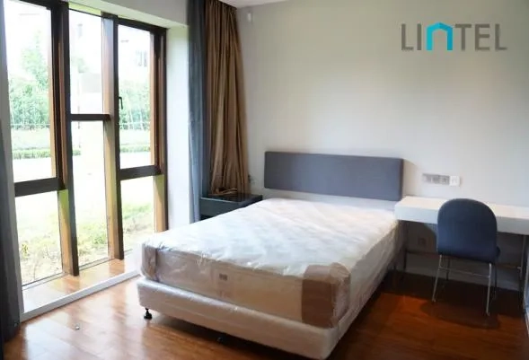 Standard 3-bdr Suite Green Court Serviced Apartment(9)