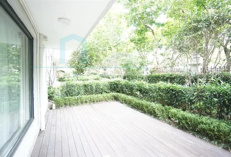 Standard 3-bdr Suite Le Ville Residence Biyun(2)