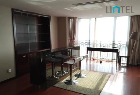 Standard 3-bdr Suite Regalia serviced Residence(3)