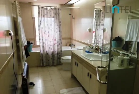 Standard 3-bdr Unit Grand View Tower(7)