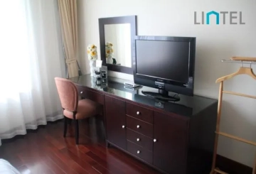 Standard 3-bdr Unit Jing'an Four Seasons(5)