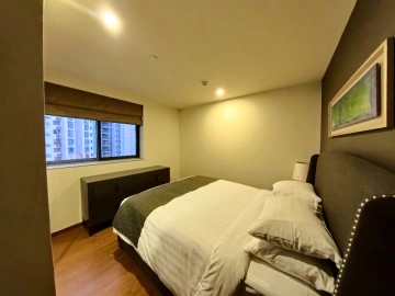 Standard 3-bdr Unit Oakwood Residence Shanghai(15)