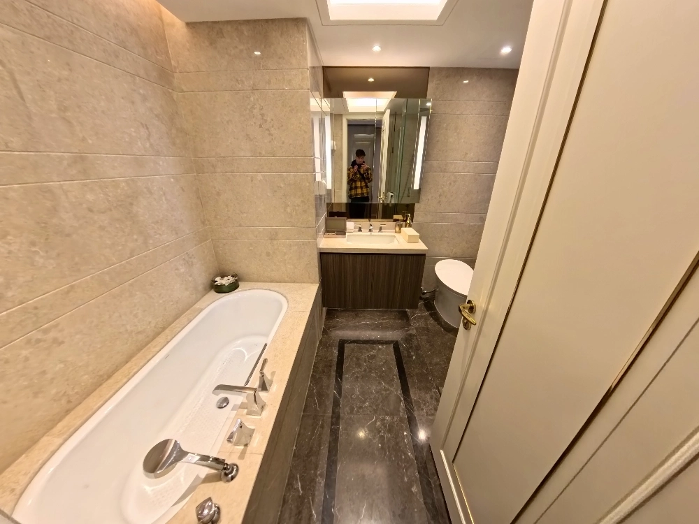 Standard 3-bdr Unit Stanford Residence Xuhui(11)