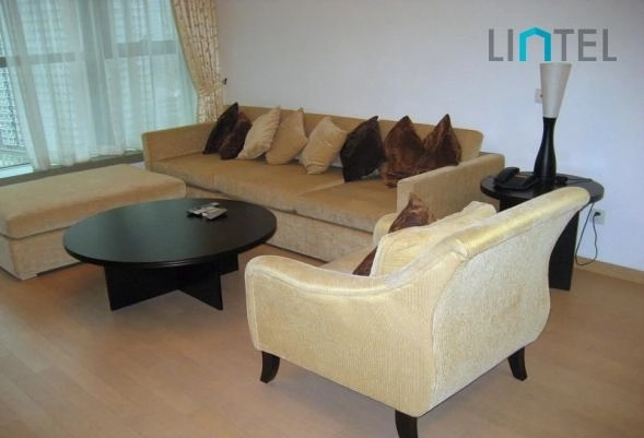 Standard 3-bdr Unit in Yopark Eight Park Avenue(3)