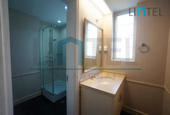 Standard 3-story Townhouse Green Court II(15)