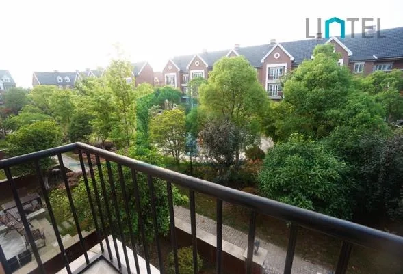 Standard 3-story Townhouse Green Court II(8)