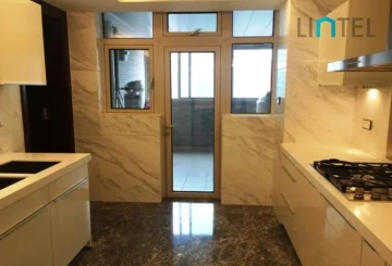 Standard 370 sqm  3+1-bdr Unit The Paragon(5)