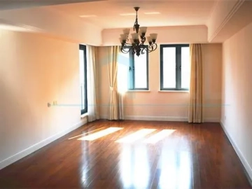 Standard 4-bdr Duplex Green Court II