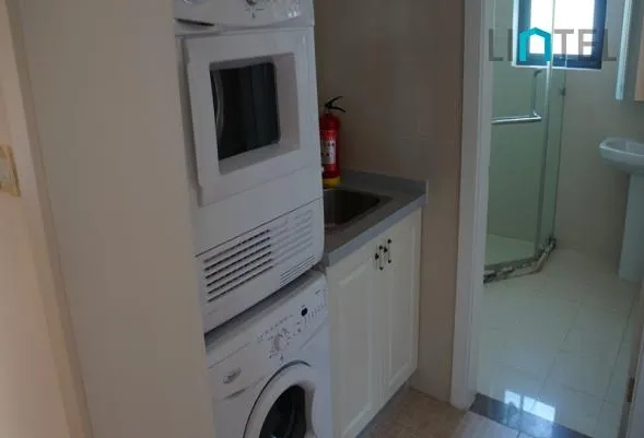Standard 4-bdr Duplex Green Court II(12)