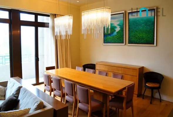 Standard 4-bdr Duplex Lakeville Regency(3)
