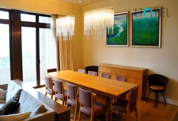 Standard 4-bdr Duplex Lakeville Regency(3)
