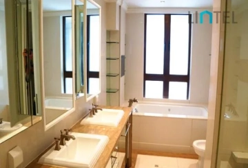Standard 4-bdr Duplex Lakeville Regency(9)