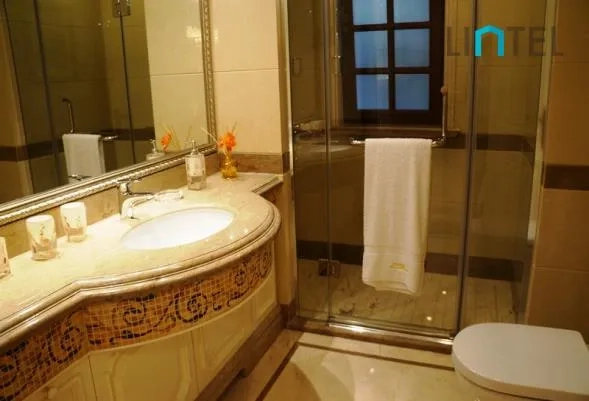 Standard 4-bdr Duplex Palacio de Madrid(12)