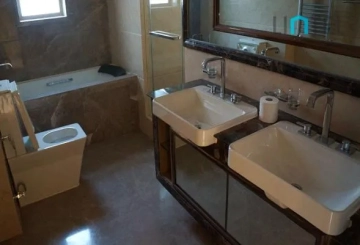 Standard 4-bdr Unit Seasons Villa Apartments(4)