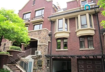 Standard 4-bdr Villa Roselane Garden