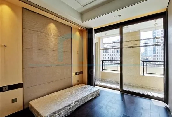 Standard 5-bdr Unit Emerald Riverside II(9)
